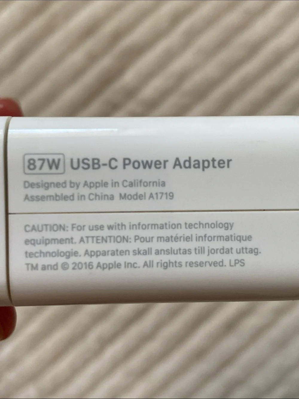 🌼 Apple White Square 87W Laptop USB-C Power Adapter MacBook